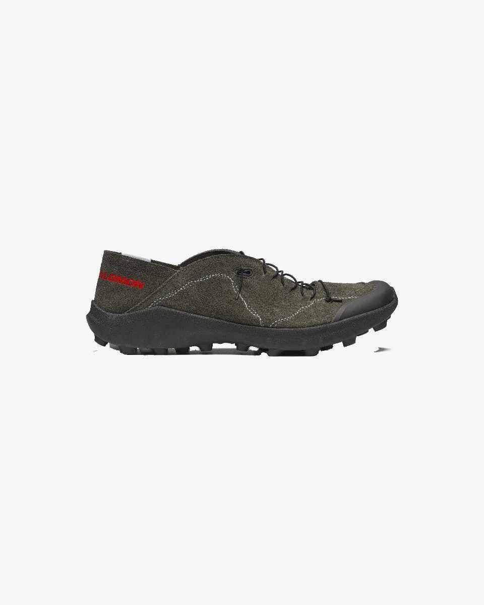 От Salomon до New Balance: семь лучших кроссовок, которые стоит купить прямо сейчас