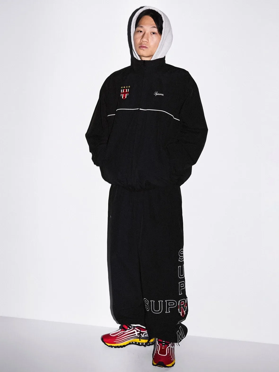 Supreme и Nike возвращают Air Max 2000 осенью 2026 года