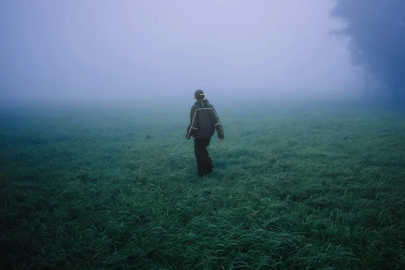 thisisneverthat x SURPLUS RESEARCH: GORE-TEX куртка и индивидуальные наушники