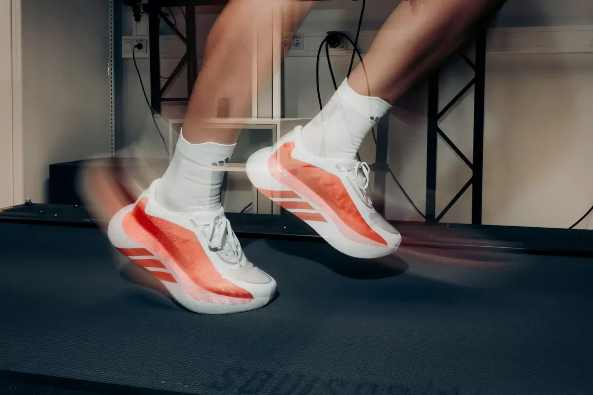 adidas Hyperboost Edge: Максимальная амортизация, без пластин, только для бегунов