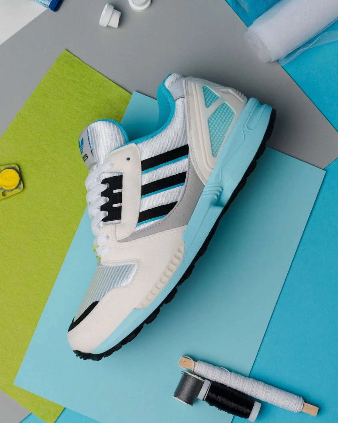 Overkill и adidas возрождают цветовую гамму ZX 8000 Made in France