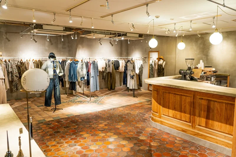 Новый флагман Nigel Cabourn в Омотесандо и его кафе