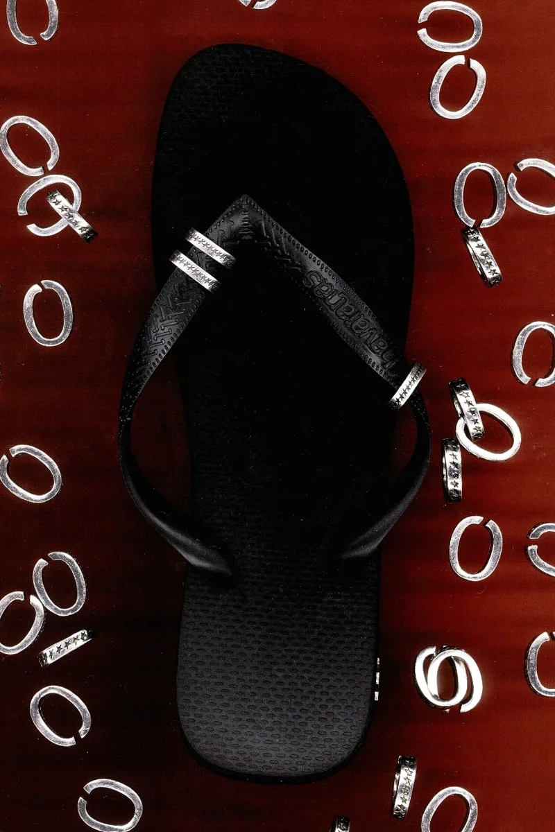 TwoJeys и Havaianas снова готовят стиль для ваших ног этим летом