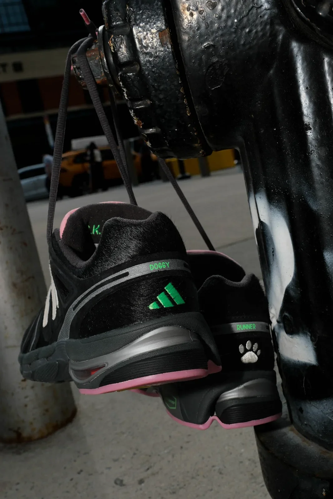 adidas Adistar Control 5 “Собачий Бегун” выходит зимой 2026