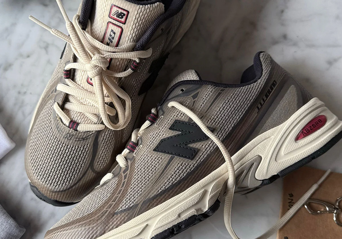 JJJJound привносит свой фирменный цвет “Гриб” в New Balance 740N