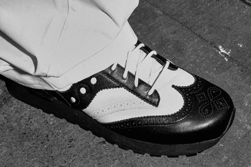 Engineered Garments превращает ретро-раннеры Saucony в элегантные туфли