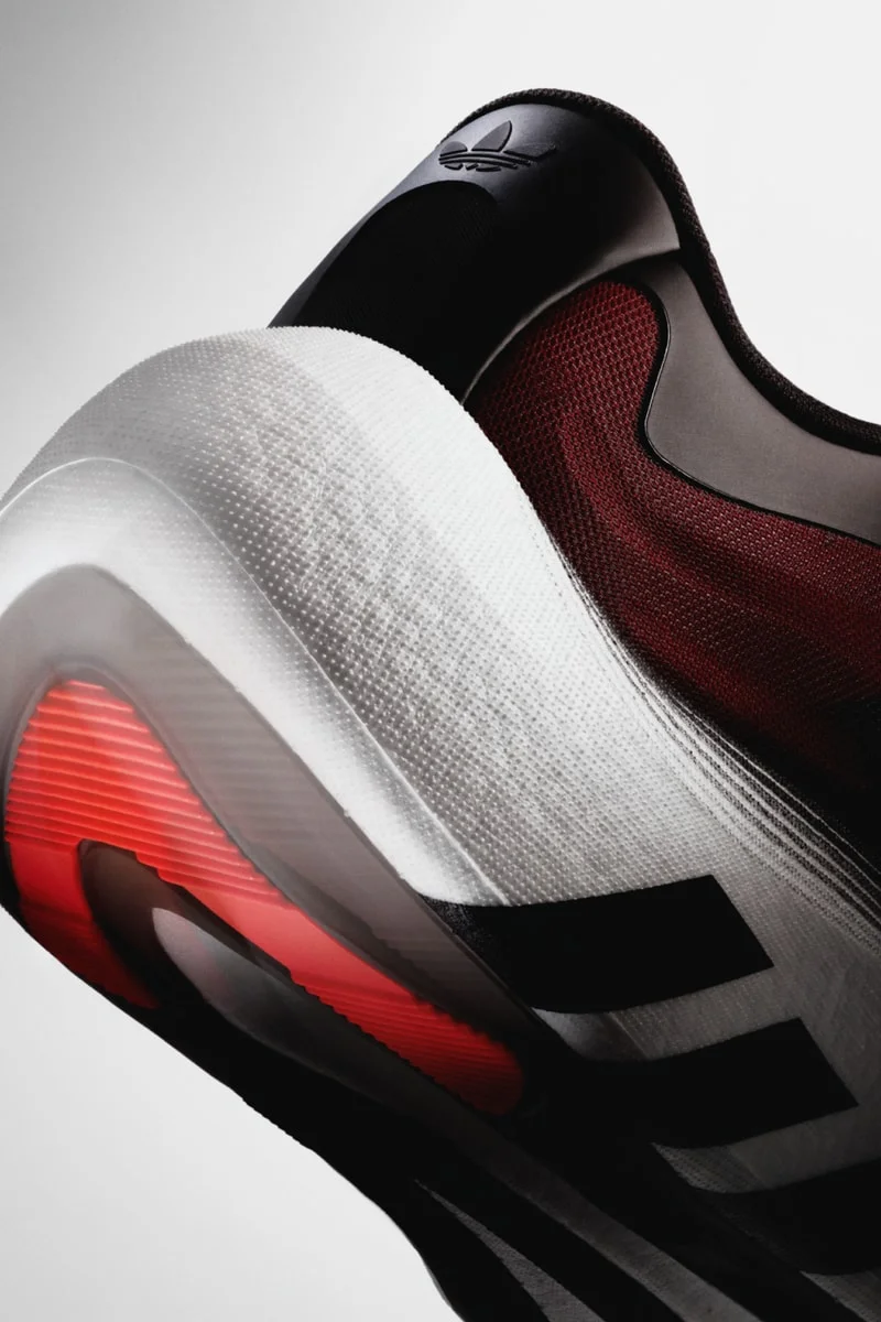 Первый взгляд на adidas Originals Hyperboost Euphoria