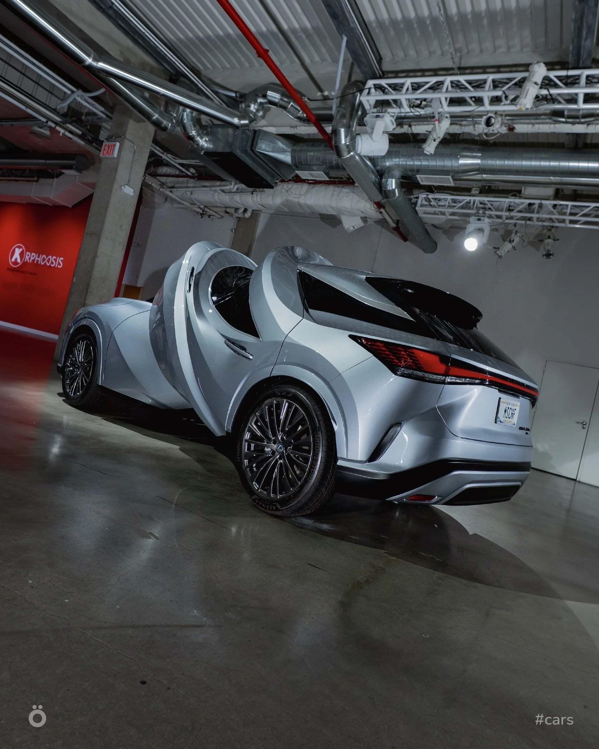 Эксперимент с Lexus: арт-объекты от MSCHF