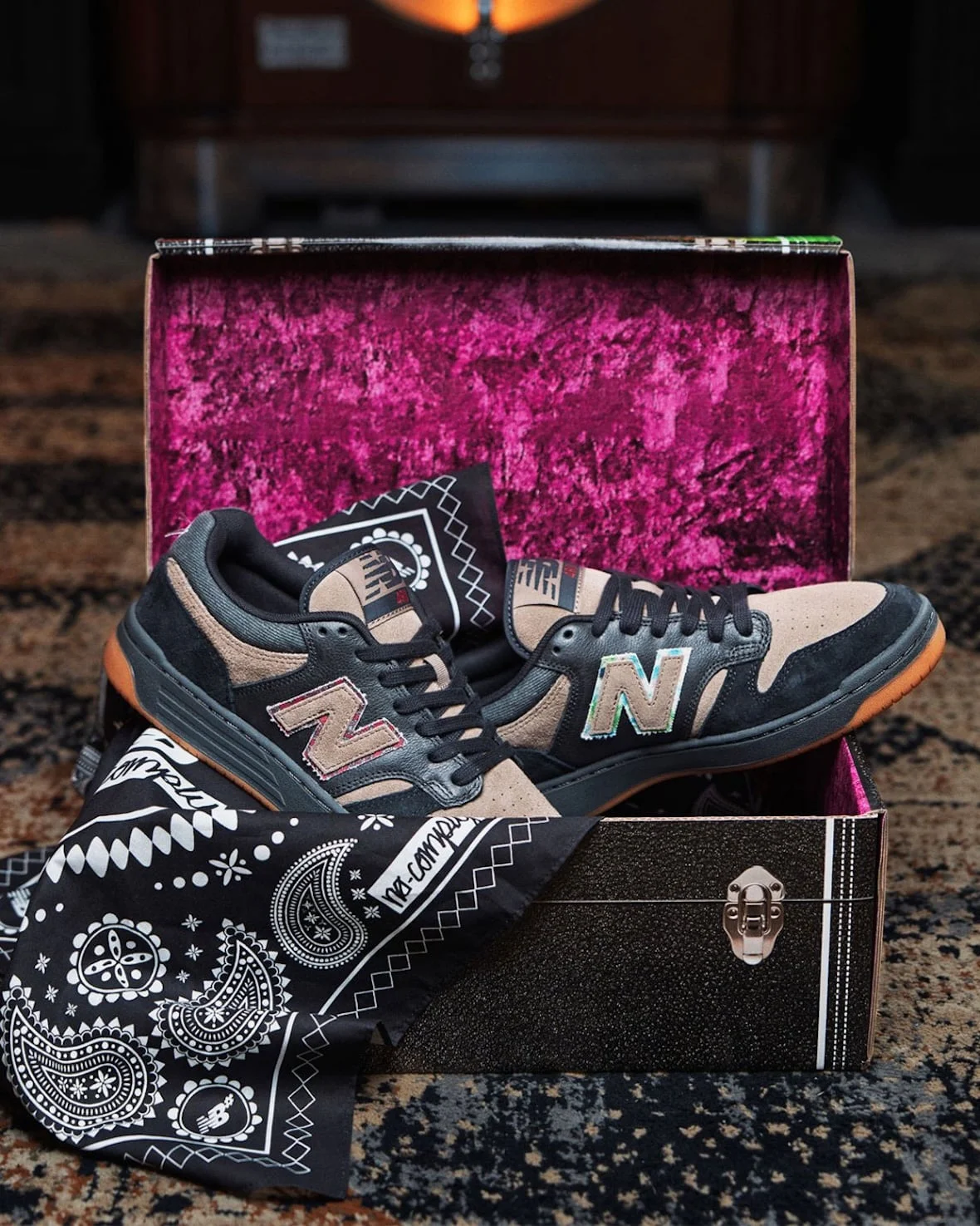Новая коллаборация No Comply и New Balance: «Хиппи и ковбои» на модели 480