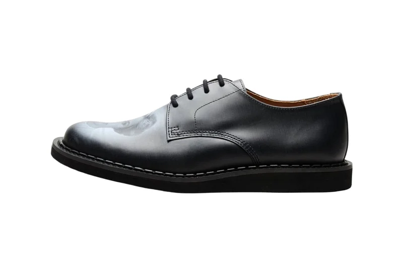 UNDERCOVER и George Cox переосмысляют 4 Eyelet Derby через фотографию Синди Шерман