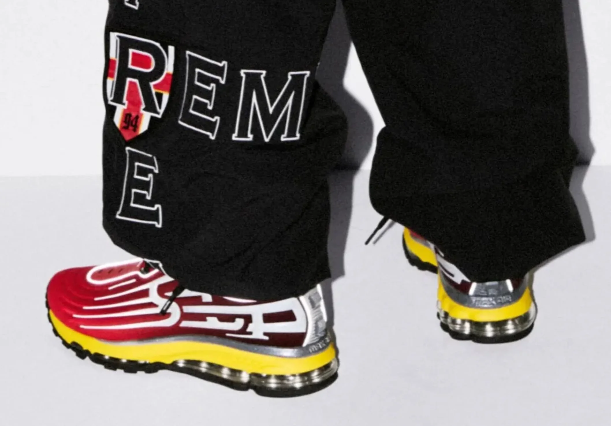 Supreme и Nike возвращают Air Max 2000 осенью 2026 года