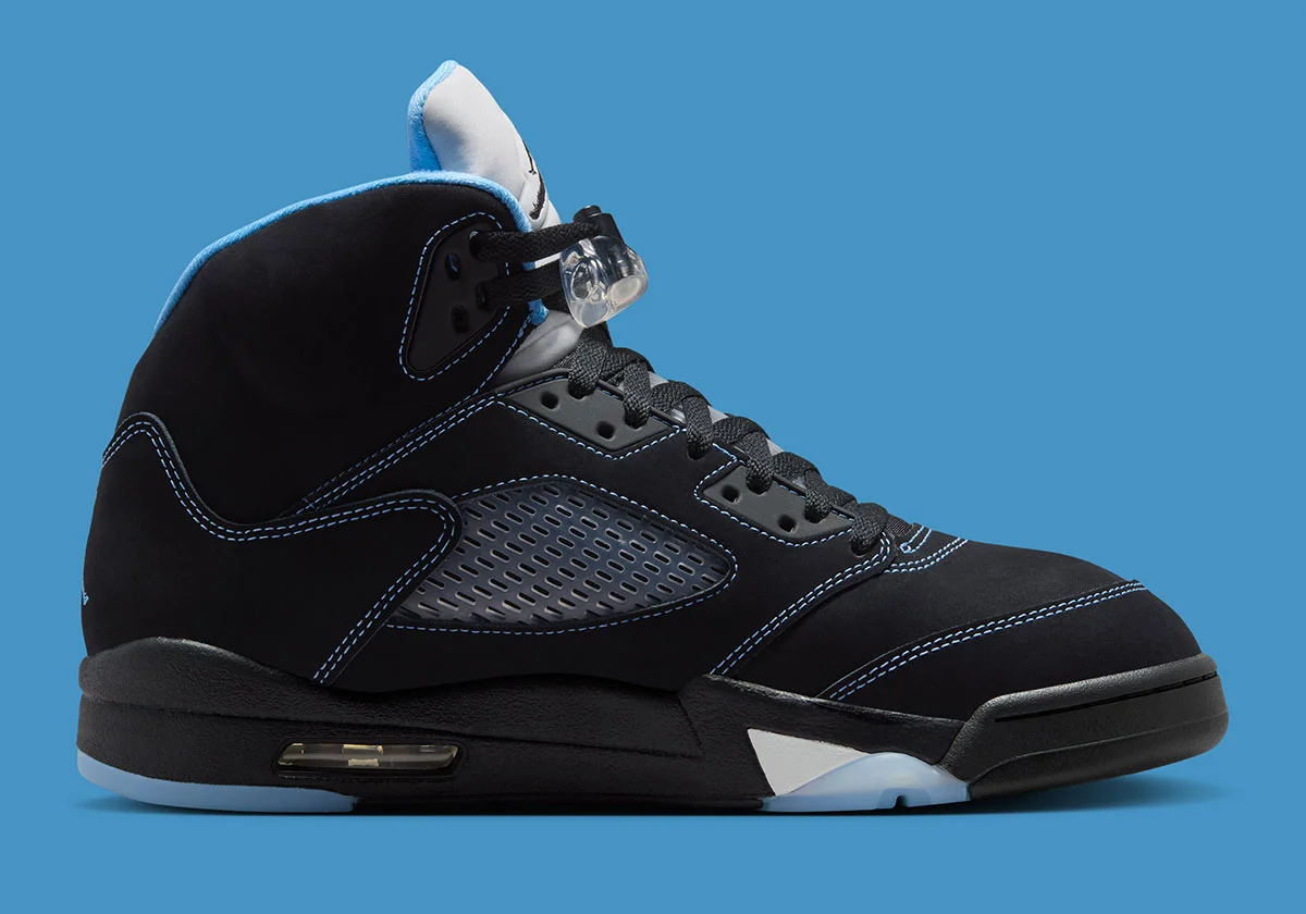 Официальные изображения Air Jordan 5 “University Blue”
