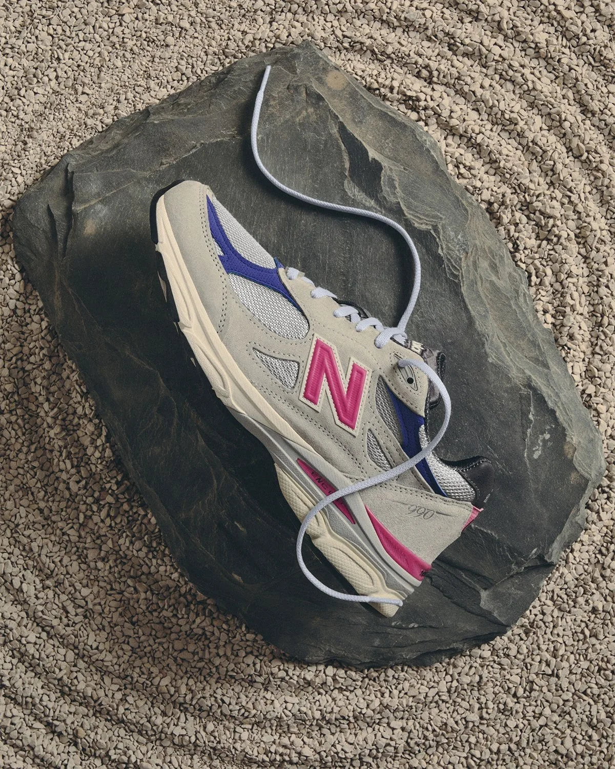 Kith x United Arrows & Sons: новый взгляд на New Balance 990v3