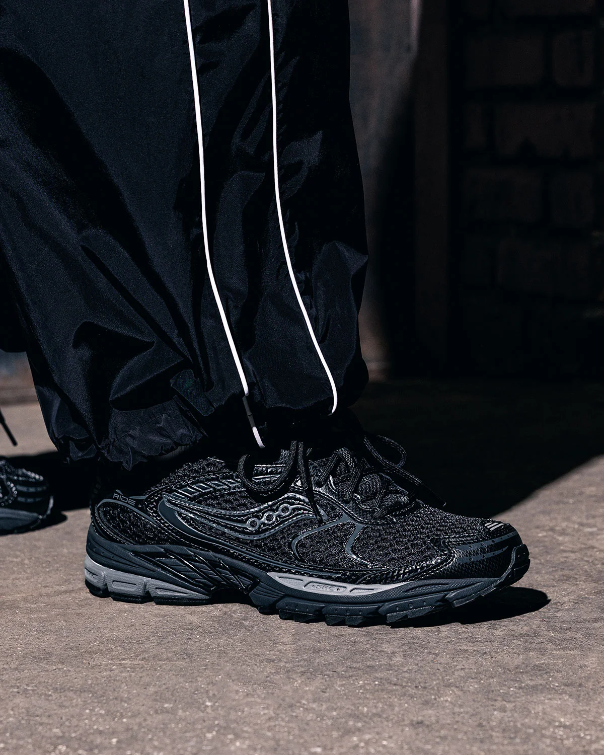 Saucony расширяет линейку ретро-кроссовок с Progrid Ride 1