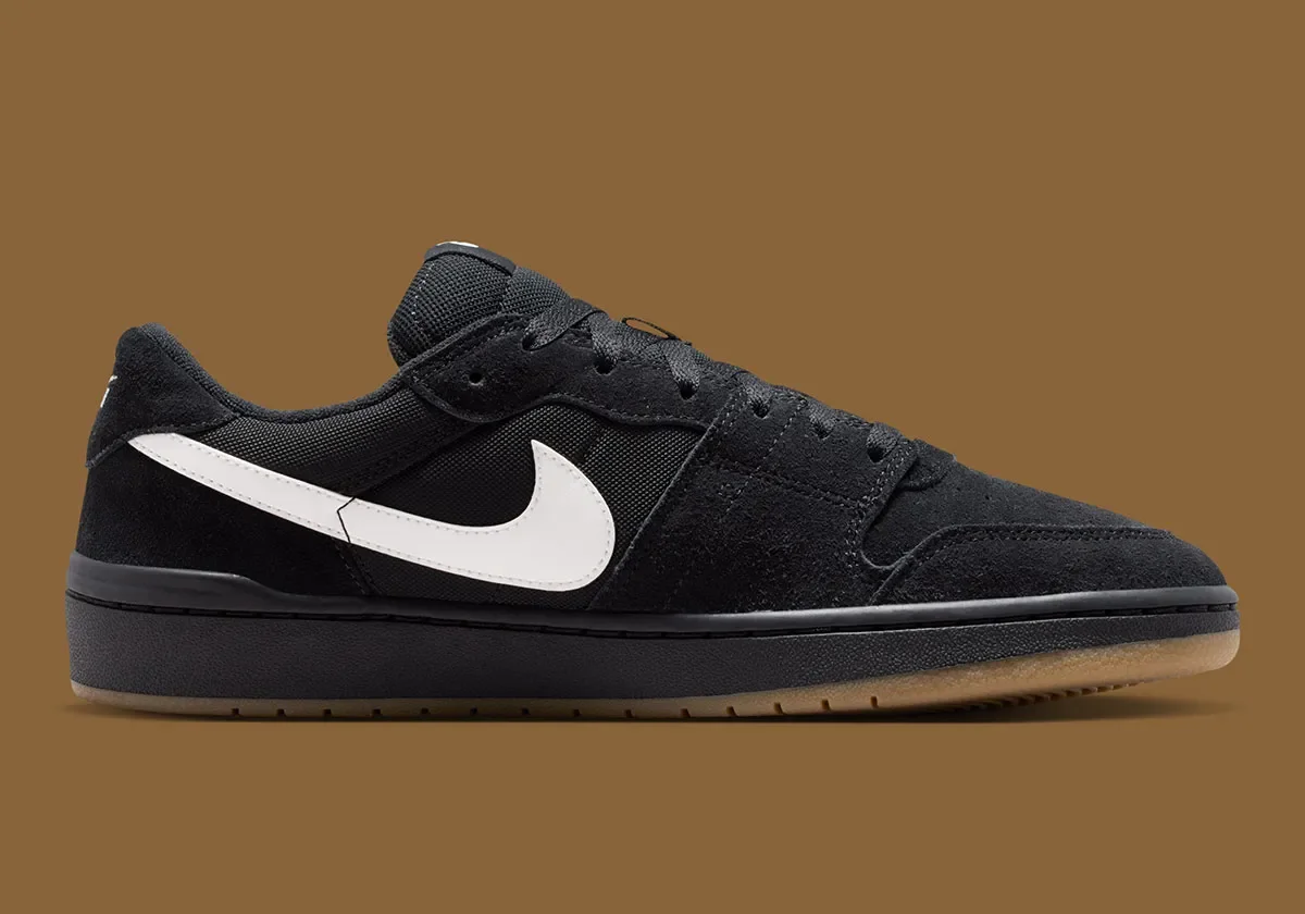 Первый взгляд на новый силуэт Nike SB Code 58