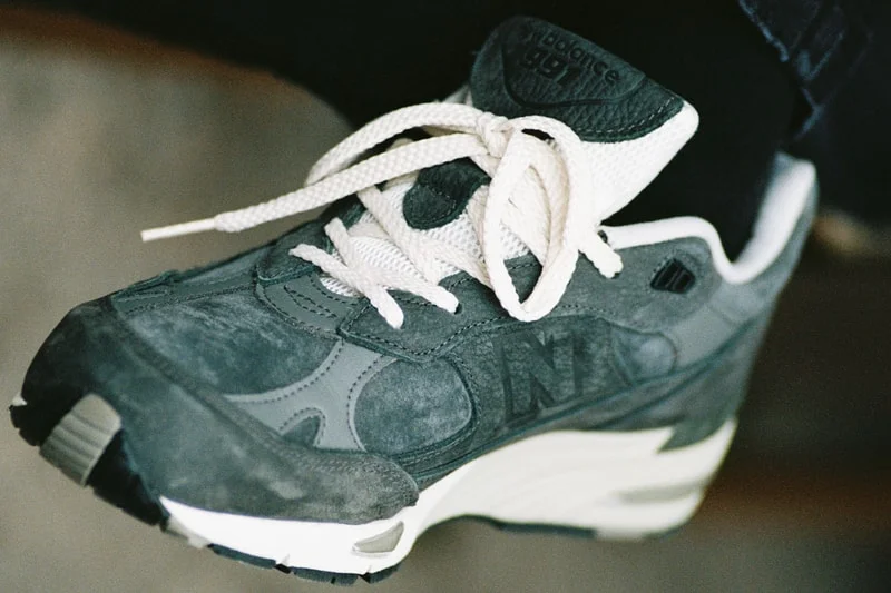 mfpen переосмысляет New Balance 991v1 с помощью «избыточной кожи»