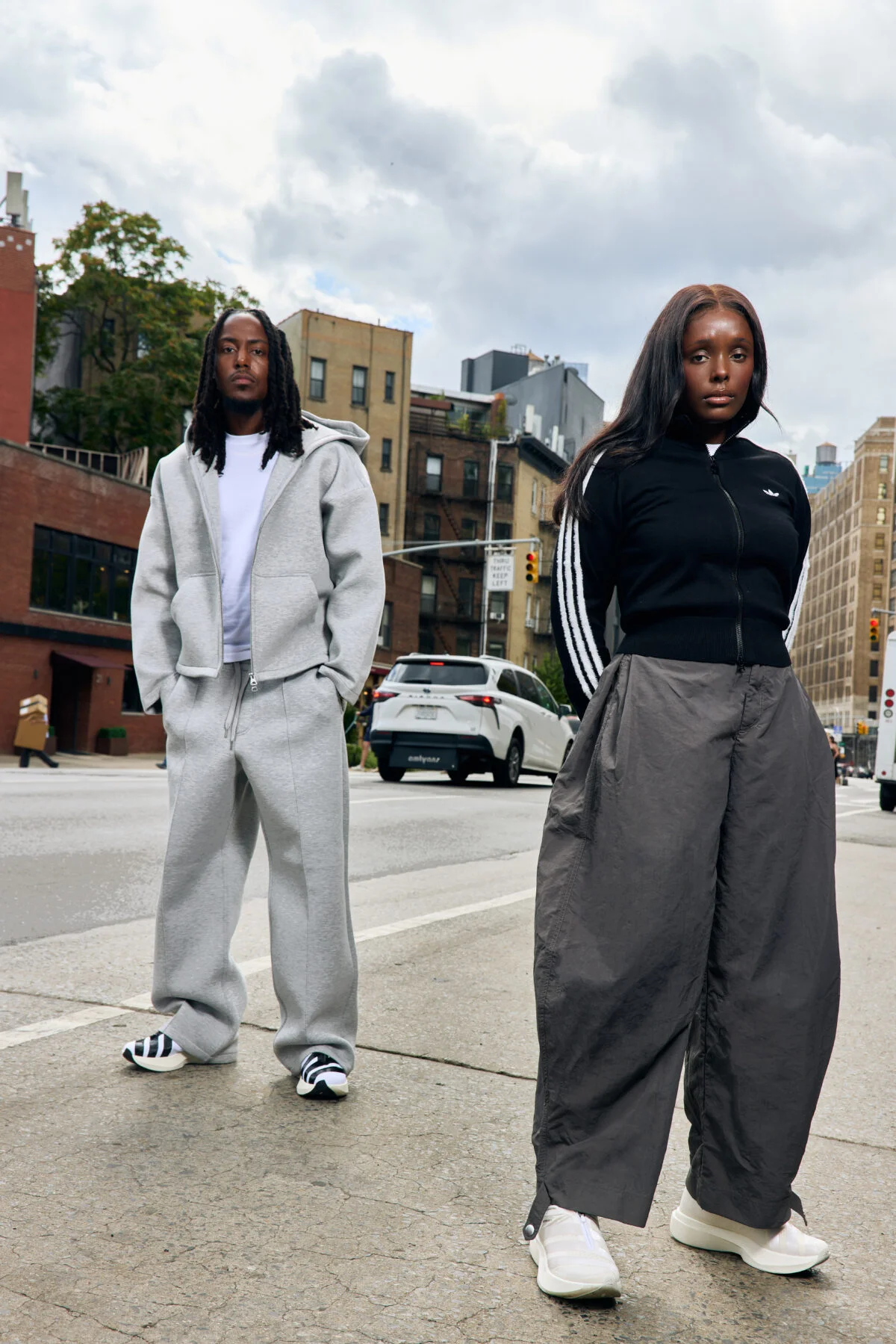 adidas Adizero EVO SL Zip: стиль производительности на улицах