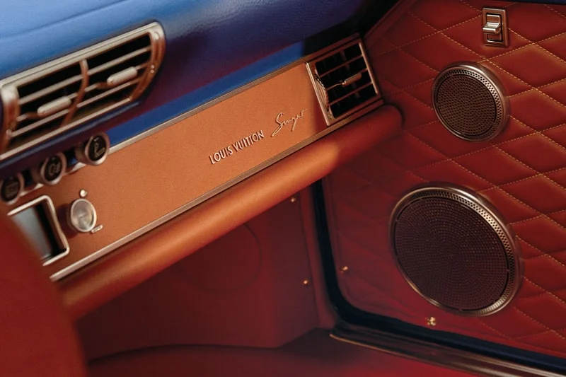 Louis Vuitton и Singer представили два уникальных классических Porsche 911