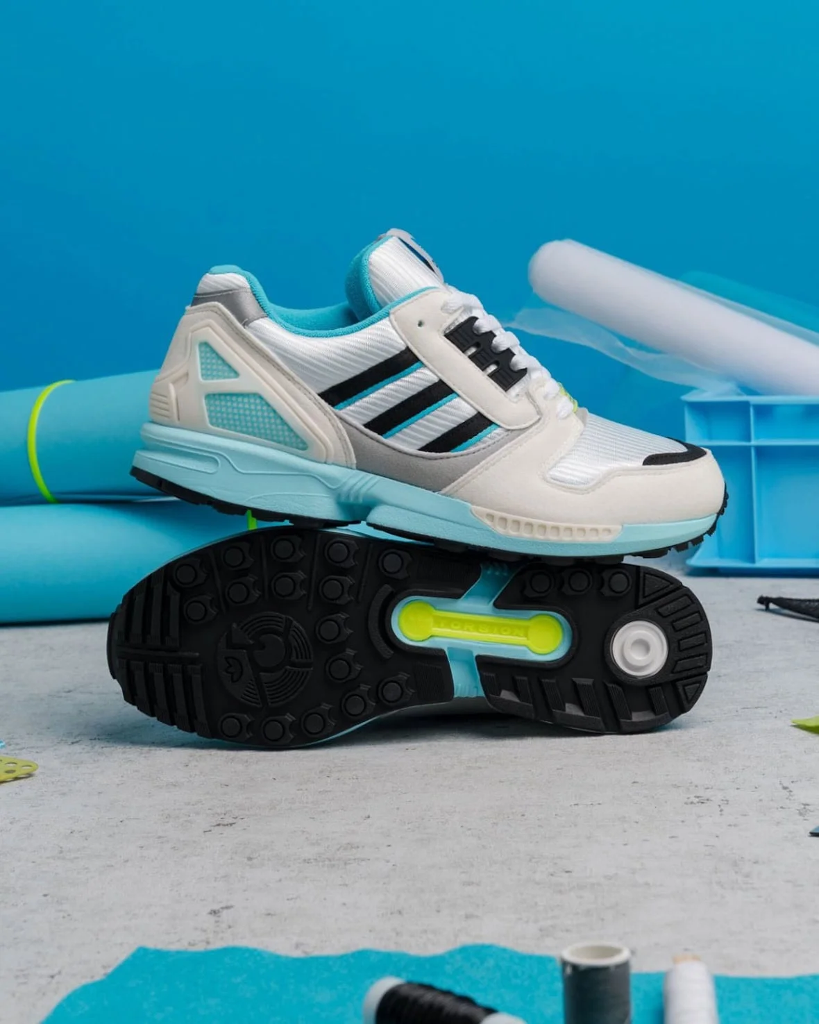 Overkill и adidas возрождают цветовую гамму ZX 8000 Made in France