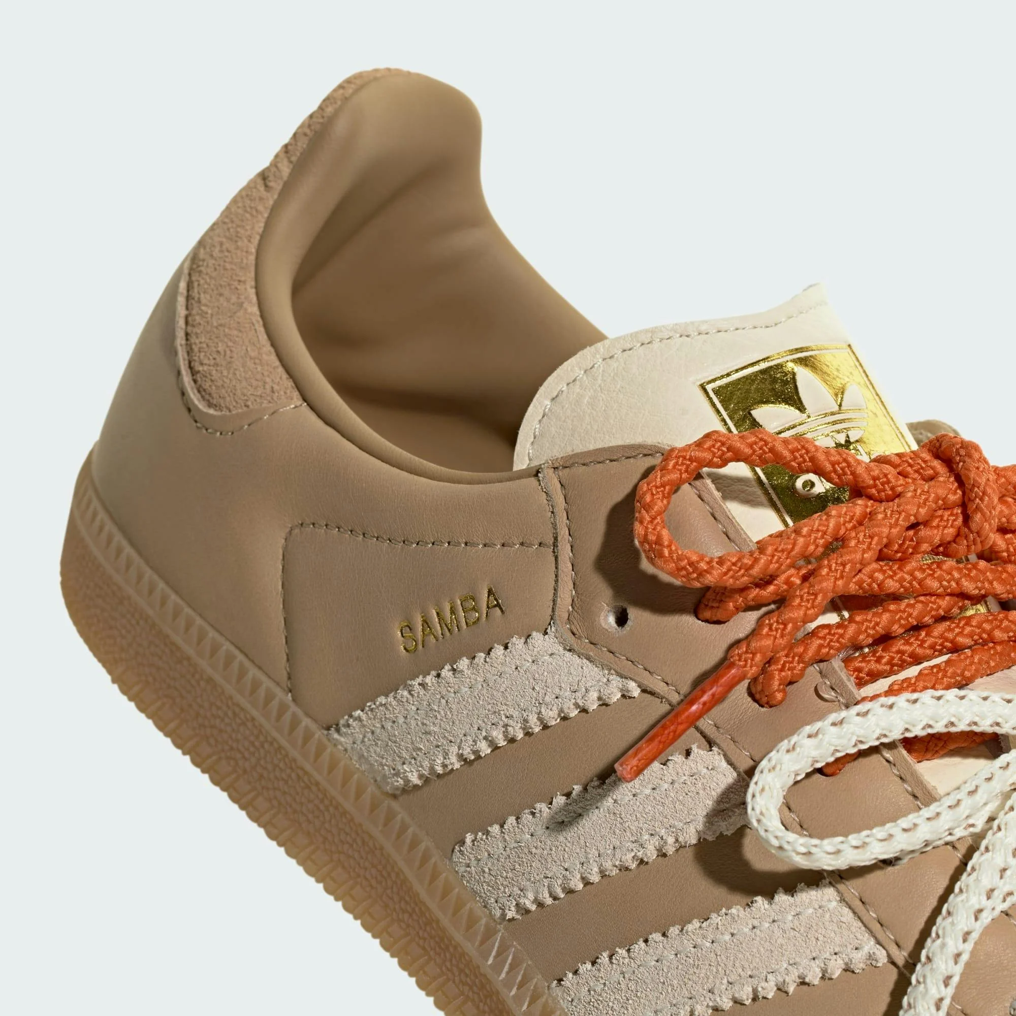 adidas доказывает, что немного Miu Miu и Samba становятся стильными