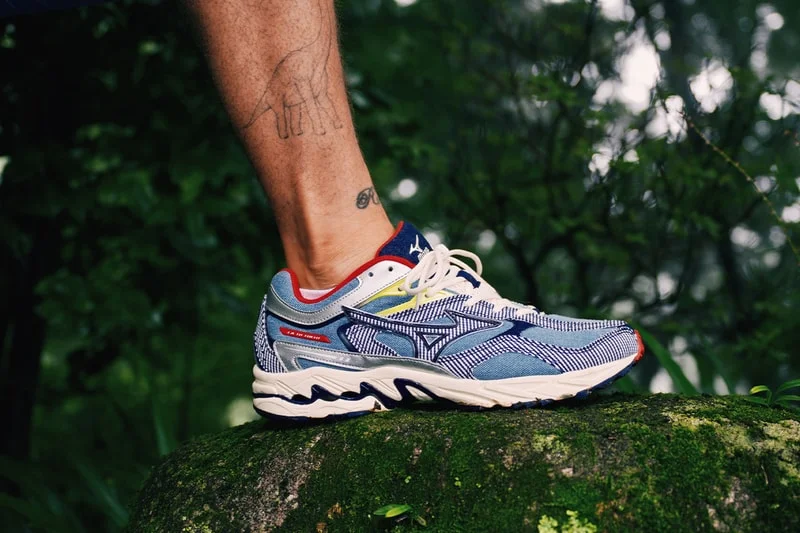 Sean Wotherspoon и Mizuno Sportstyle представляют капсулу Wave MG4 LS SW