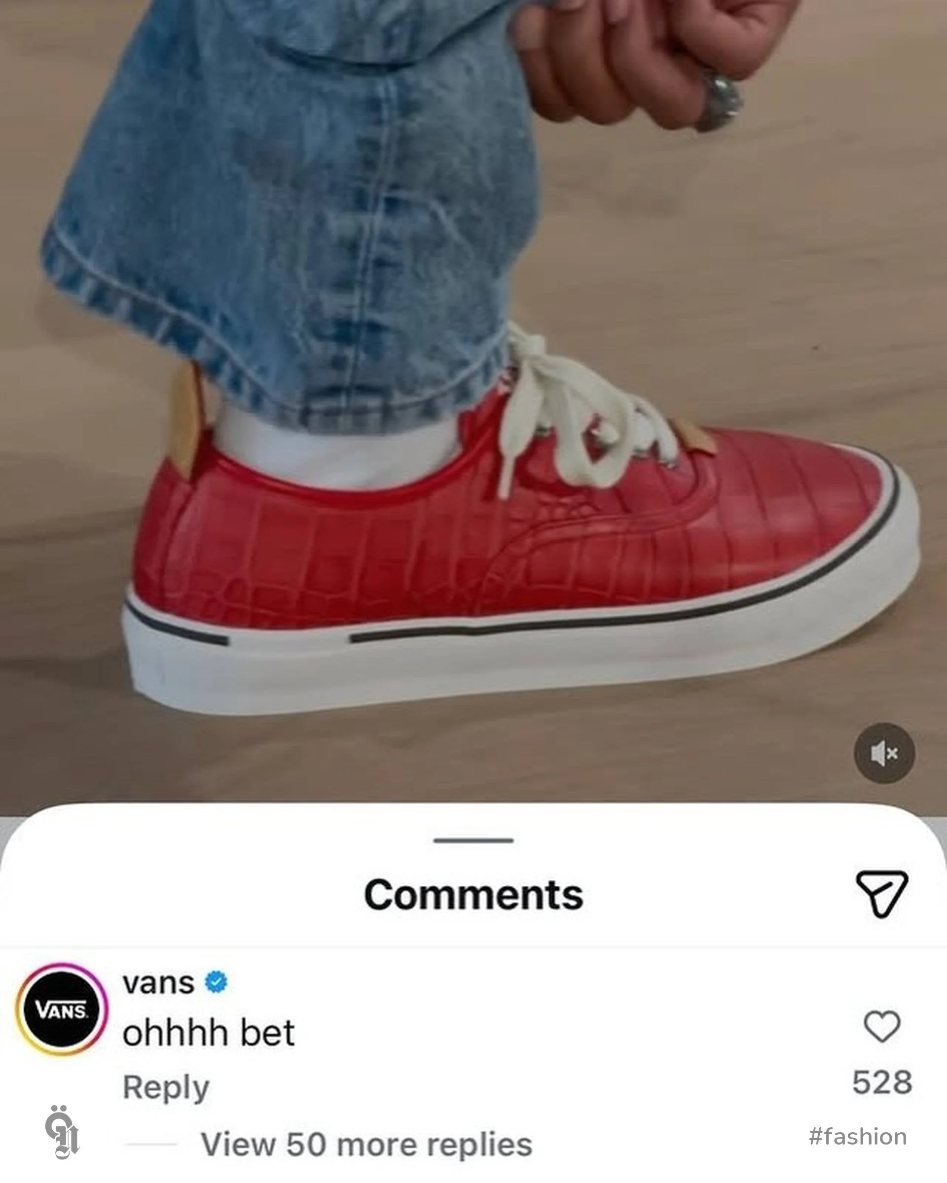 Louis Vuitton уличает Vans в плагиате
