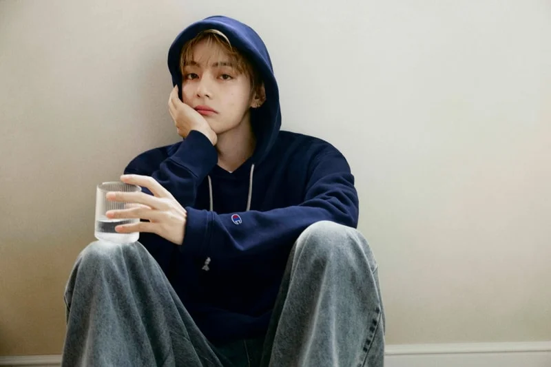 Участник BTS V стал новым лицом глобальной кампании Champion