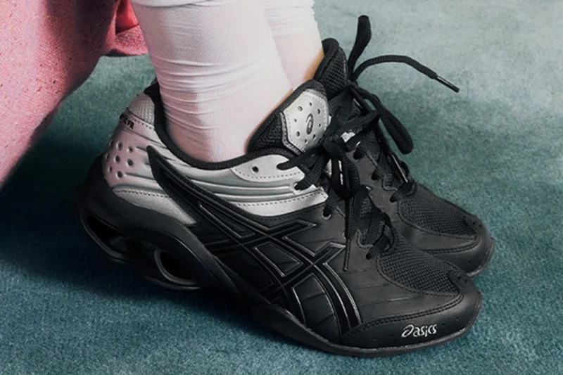 ASICS представляет GEL-KINETIC FR в двух новых цветах