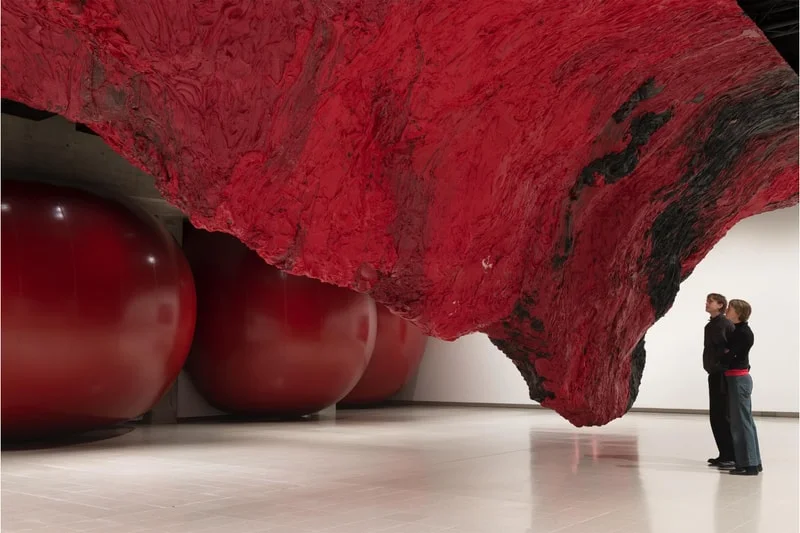Ретроспектива Аниша Капура в Hayward Gallery: кровь и плоть