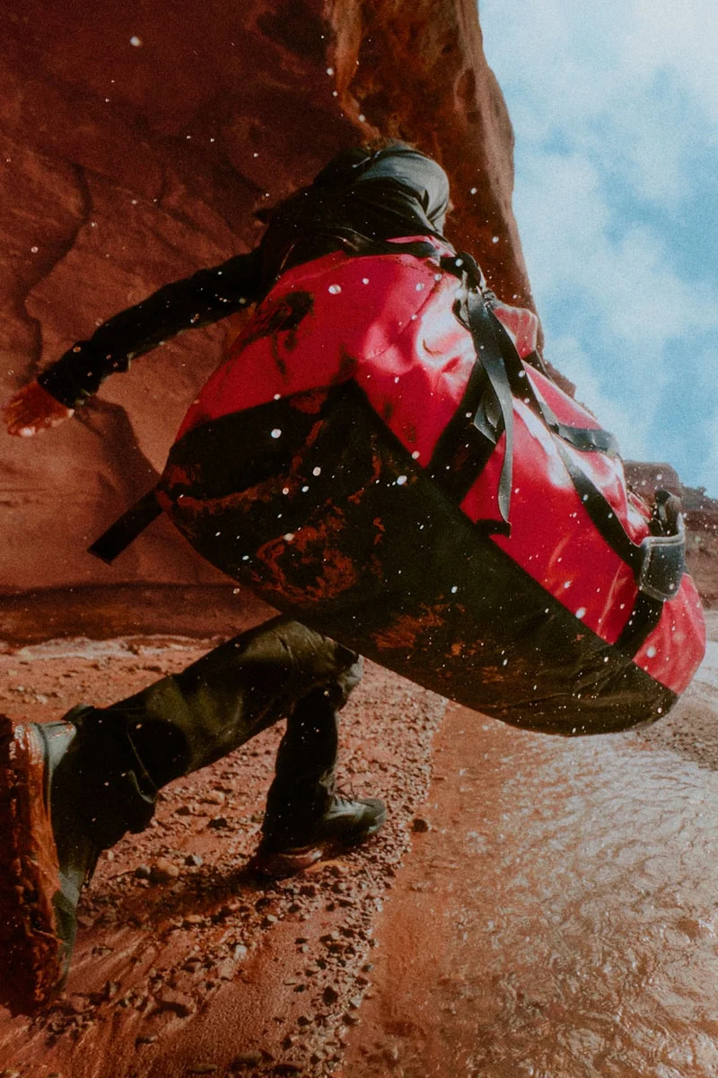 The North Face предлагает вам 'Сделать всё, что сможете' с Base Camp Duffel