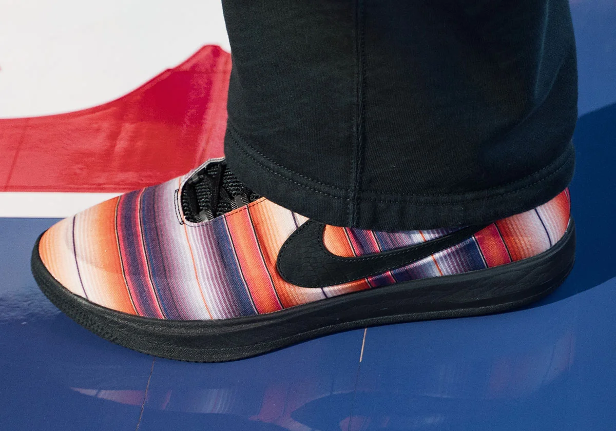 Девин Букер представляет Nike Book 2 «Мексиканское одеяло»